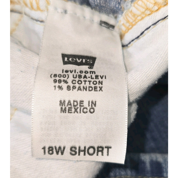 Levi’s 580 Bootcut Jeans Women’s 18W Short Blue Stretch Denim Plus Size - Picture 3 of 12